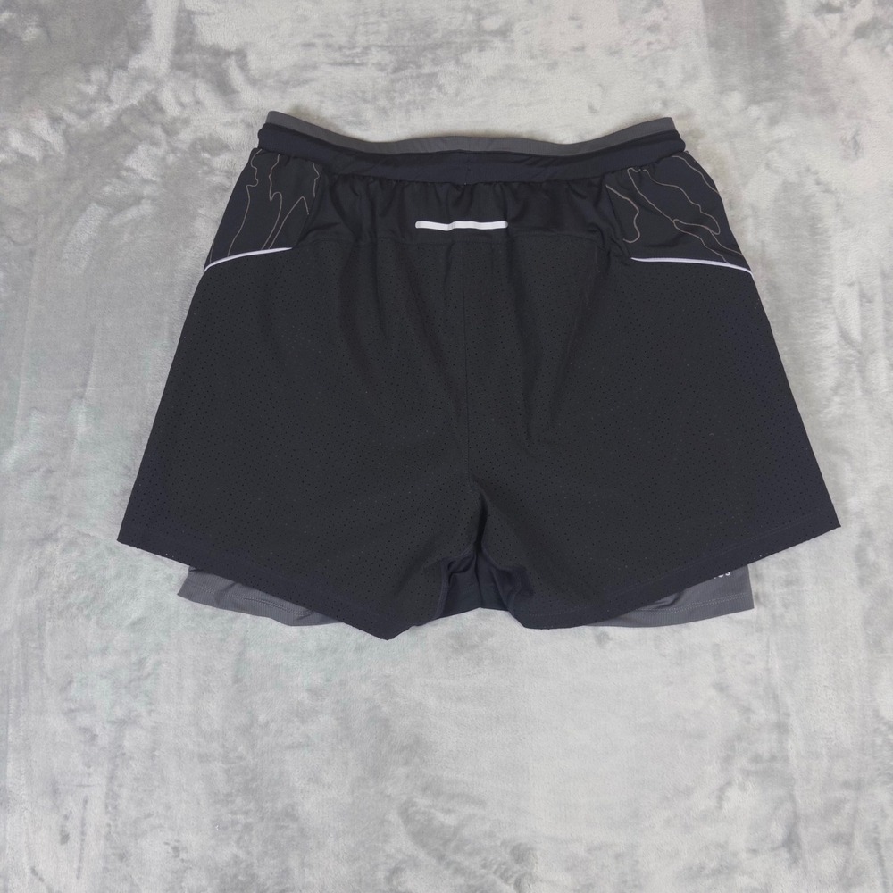 Fabletics 2-in-1 Athletic Shorts Mens Medium Black Topographic Print Gym Running - Picture 7 of 7